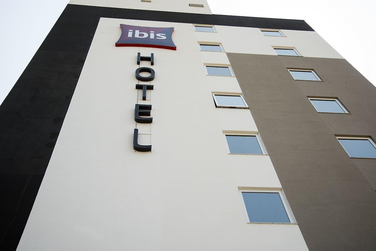 Hotel Ibis Aracruz Esterno foto