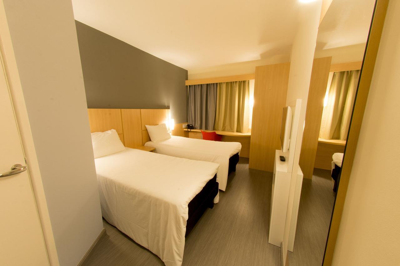 Hotel Ibis Aracruz Esterno foto